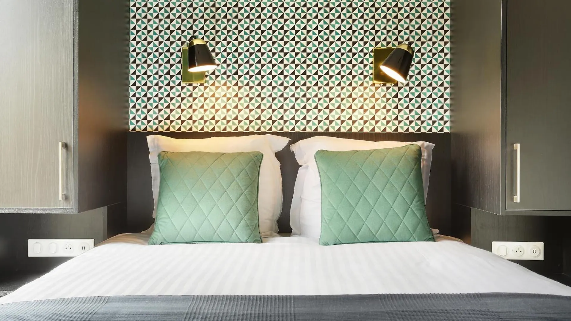 Yays Zola By Numa Aparthotel 4*